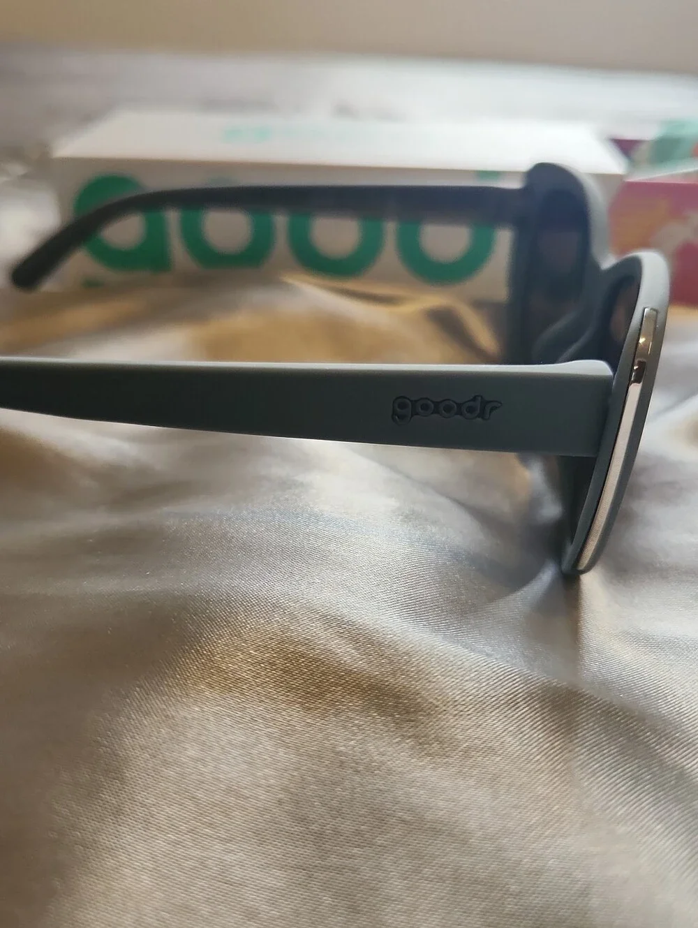 Brand New goodr Glam G Sunglasses in Not Gray, Diet Black